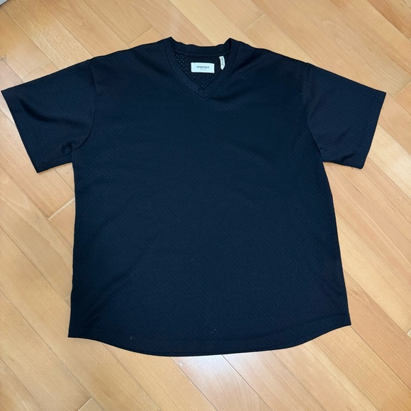 Fear of God Essentials 18ss Mesh Jersey - Picture 2 of 5
